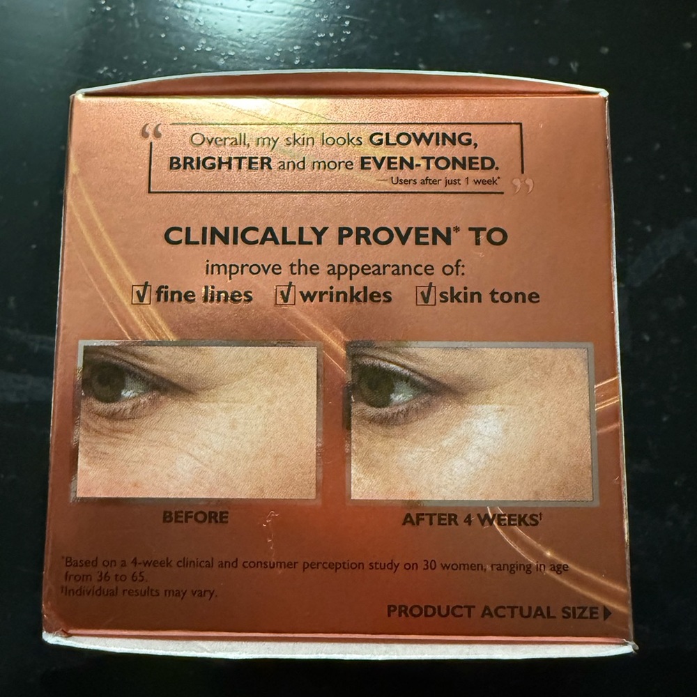 Peter Thomas Roth Moisturizer - Picture 7 of 9